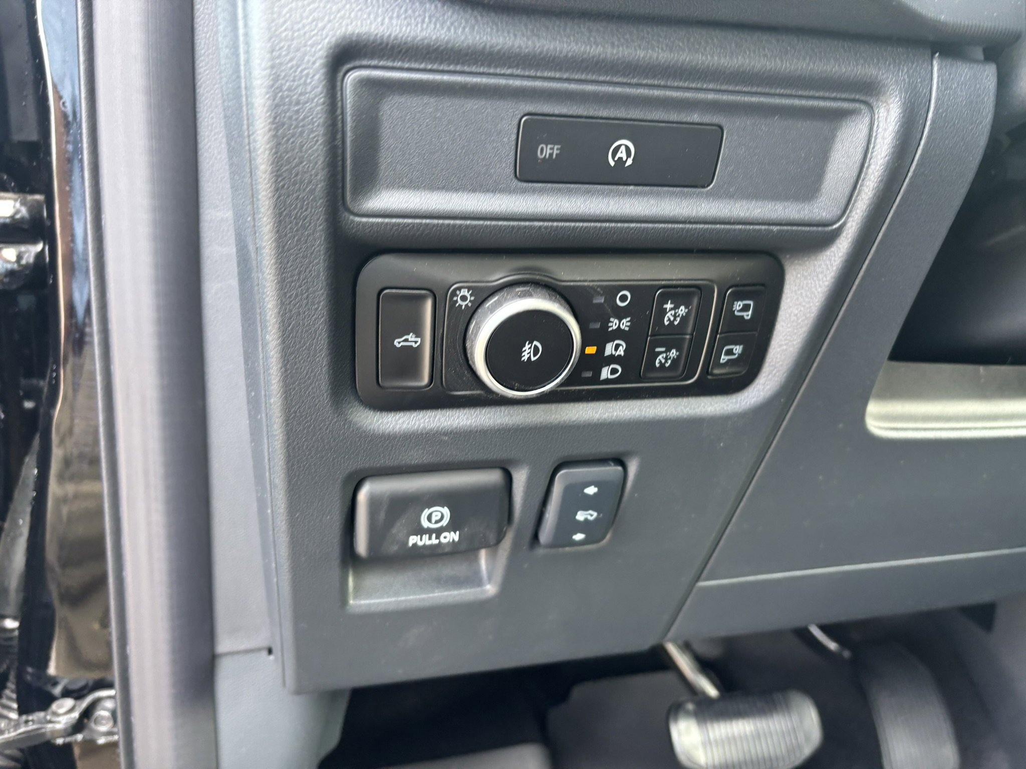 New 2025 Ford F150 Lariat image 16