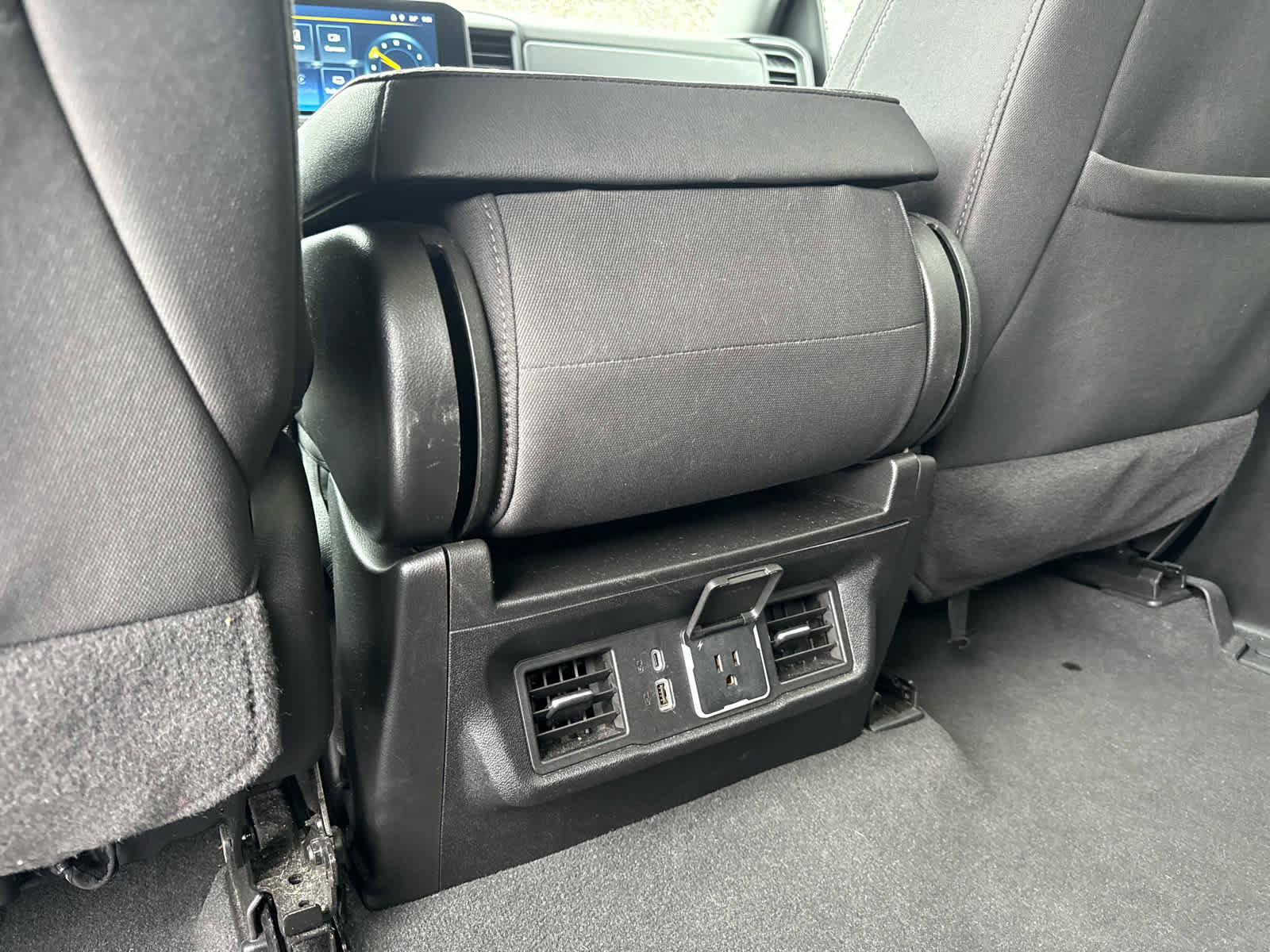 Used 2025 Chevrolet Silverado 1500 LT image 21