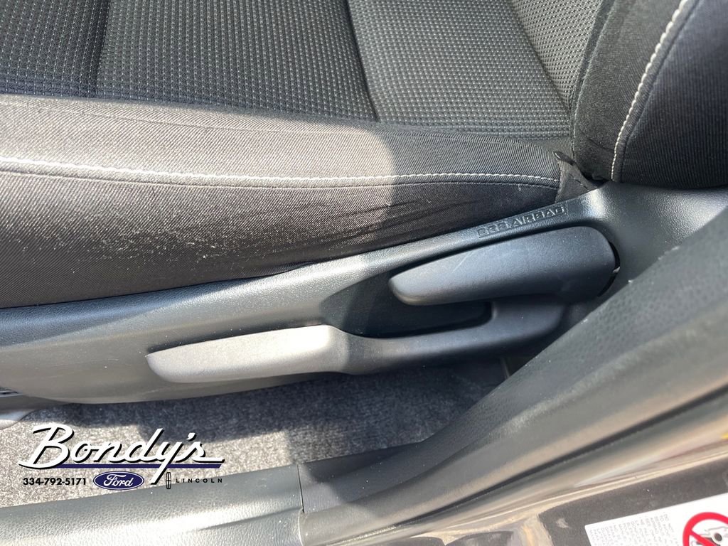 Used 2018 Toyota RAV4 XLE FWD image 9