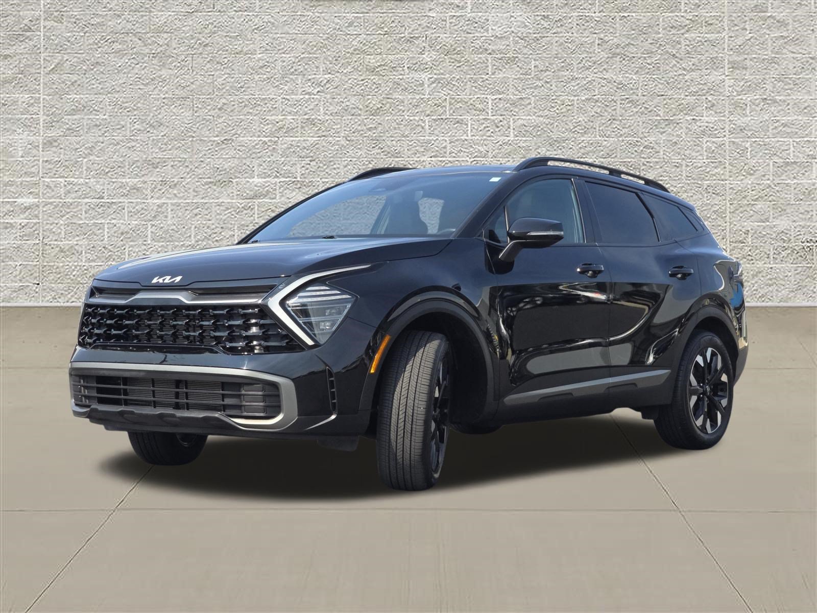 Used 2024 Kia Sportage X-Line w/ X-Line Premium Package AWD/4WD image 3