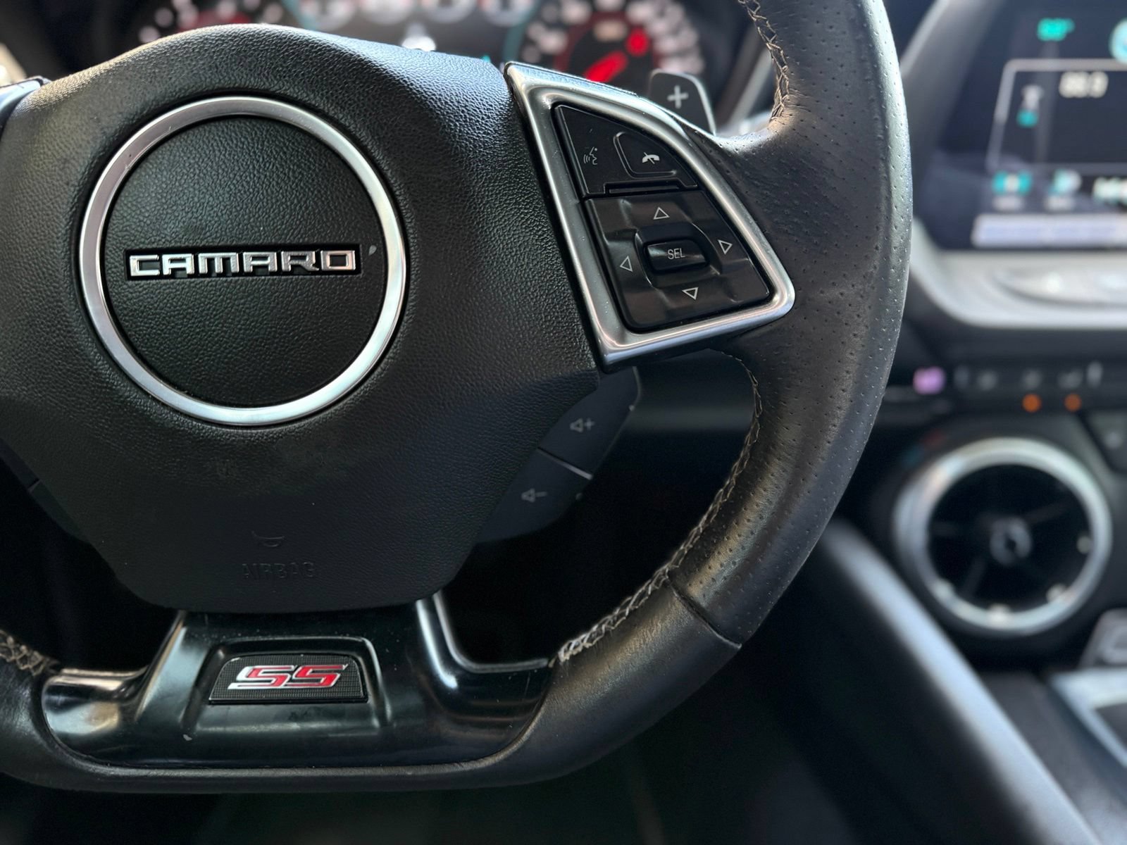 Used 2016 Chevrolet Camaro SS RWD image 22