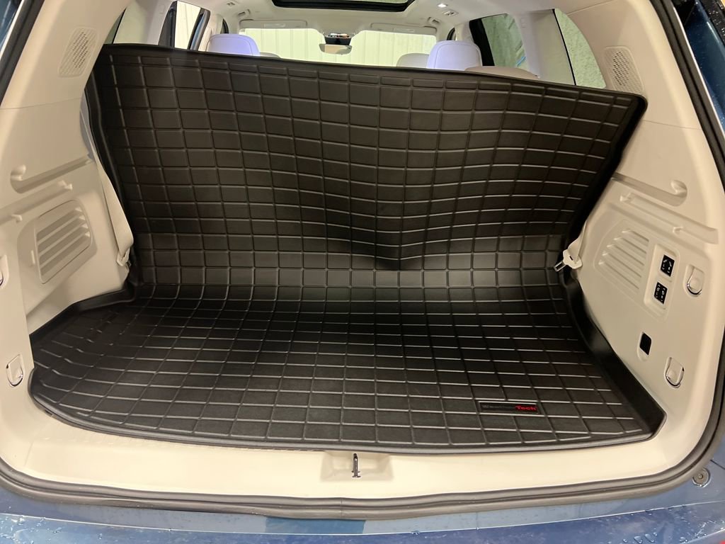 Certified 2026 Buick Enclave Avenir w/ Super Cruise Package image 12