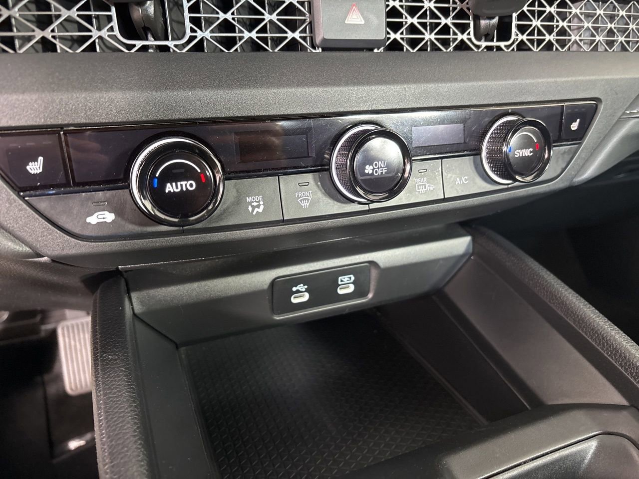 Used 2025 Honda Accord SE image 16