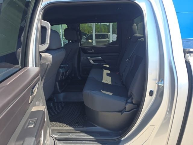 Used 2025 Toyota Tundra SR5 w/ SR5 Convenience Package AWD/4WD image 31