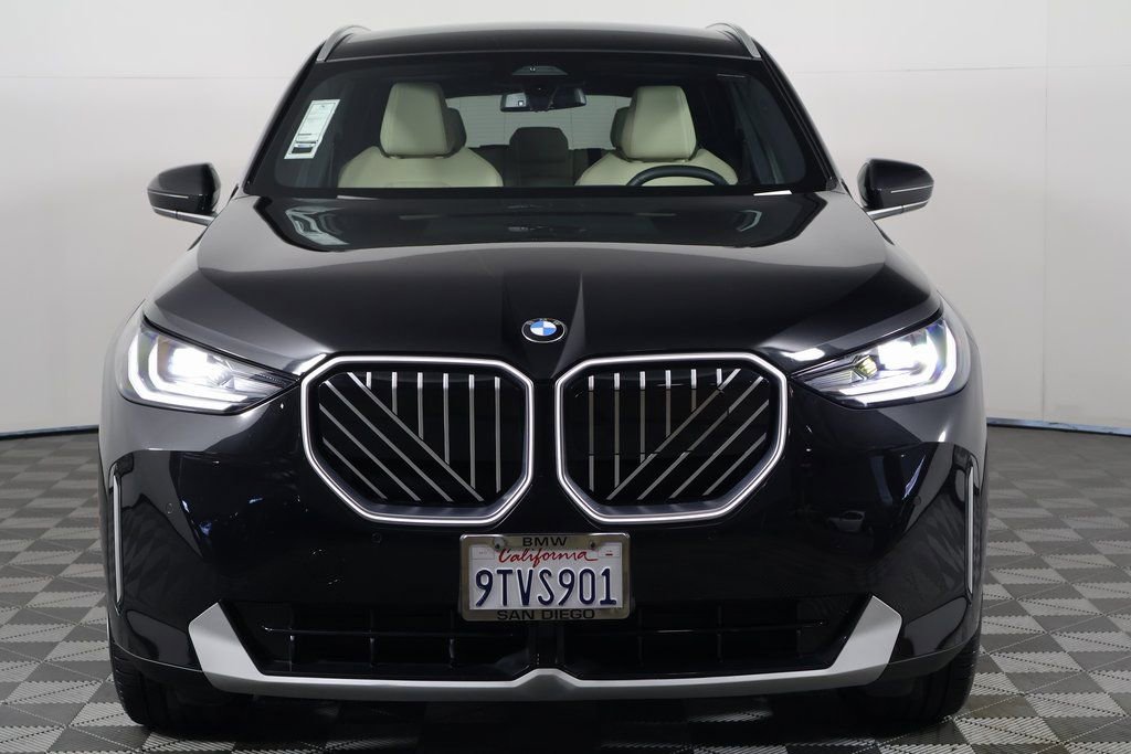 Used 2025 BMW X3 xDrive30i w/ Convenience Package image 2