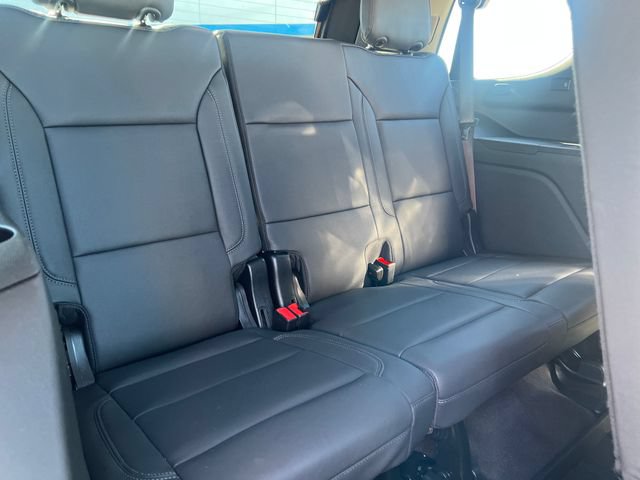 Used 2024 Chevrolet Tahoe Z71 w/ Luxury Package AWD/4WD image 20