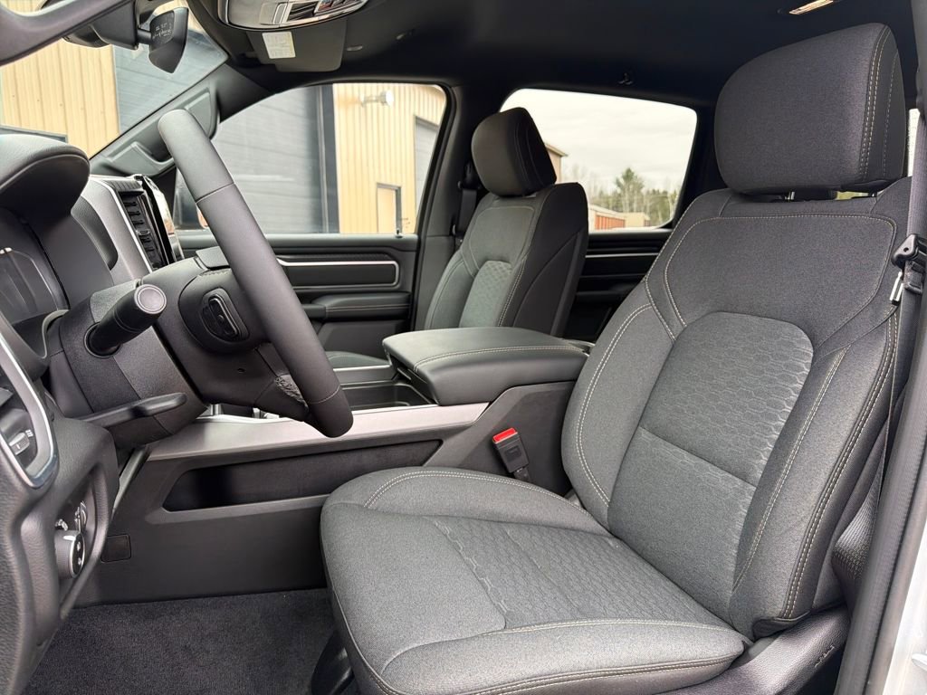 New 2026 RAM 1500 Big Horn AWD/4WD image 13