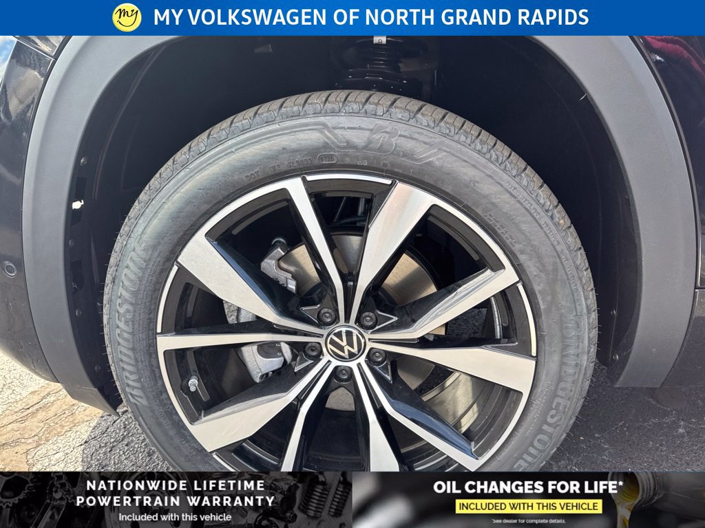 New 2026 Volkswagen Atlas Cross Sport SEL Premium R-Line AWD/4WD image 27