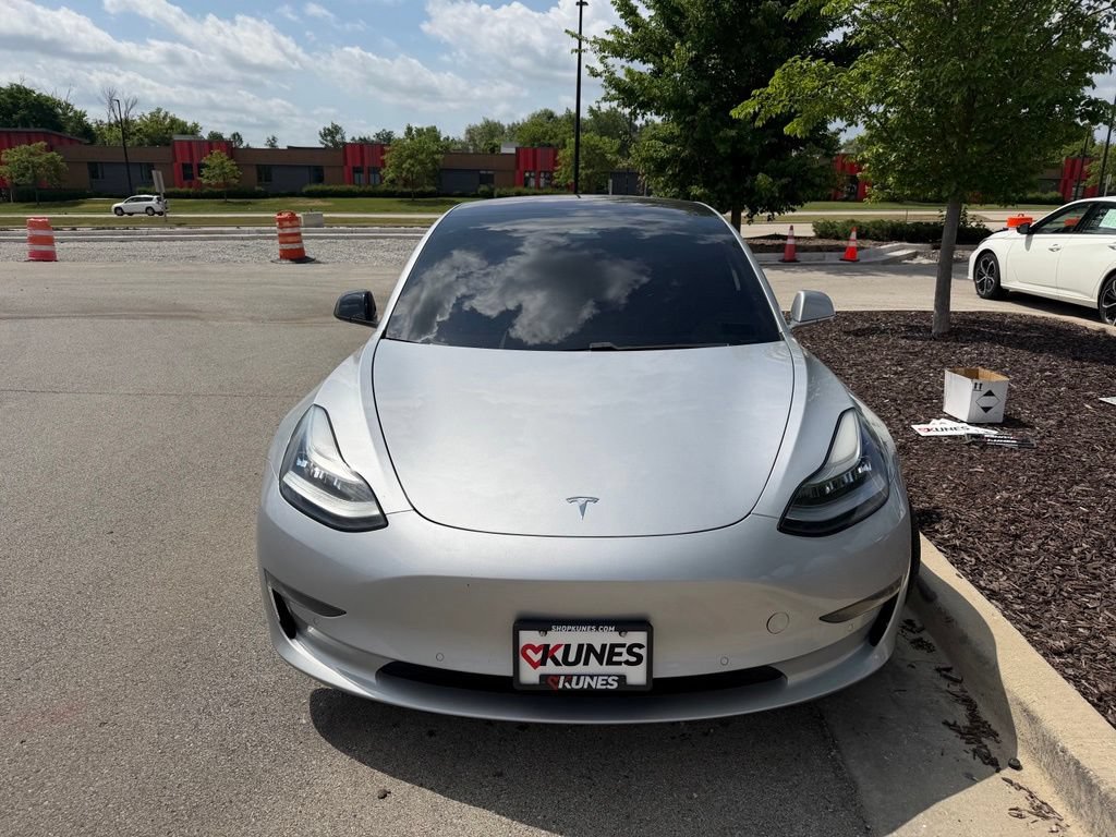 Used 2018 Tesla Model 3 Long Range AWD/4WD image 3
