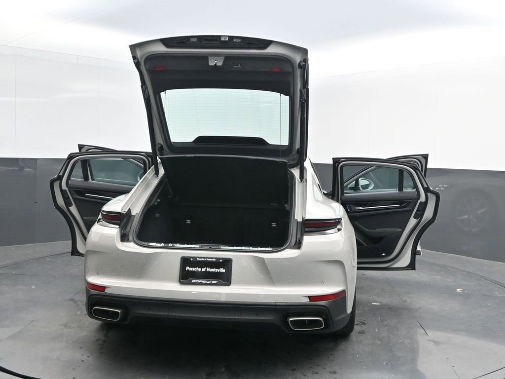 New 2025 Porsche Panamera image 40