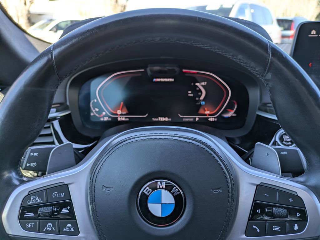 Used 2022 BMW M550i xDrive w/ Executive Package image 40