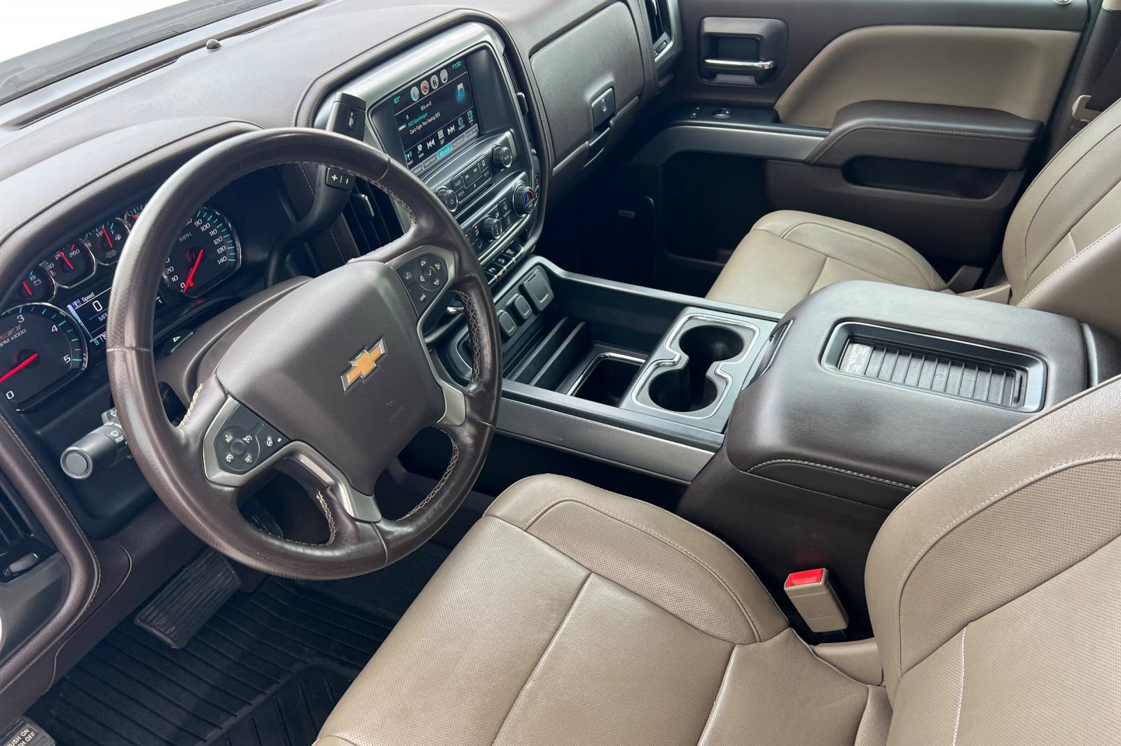 Used 2019 Chevrolet Silverado 2500 LTZ w/ Duramax Plus Package AWD/4WD image 7