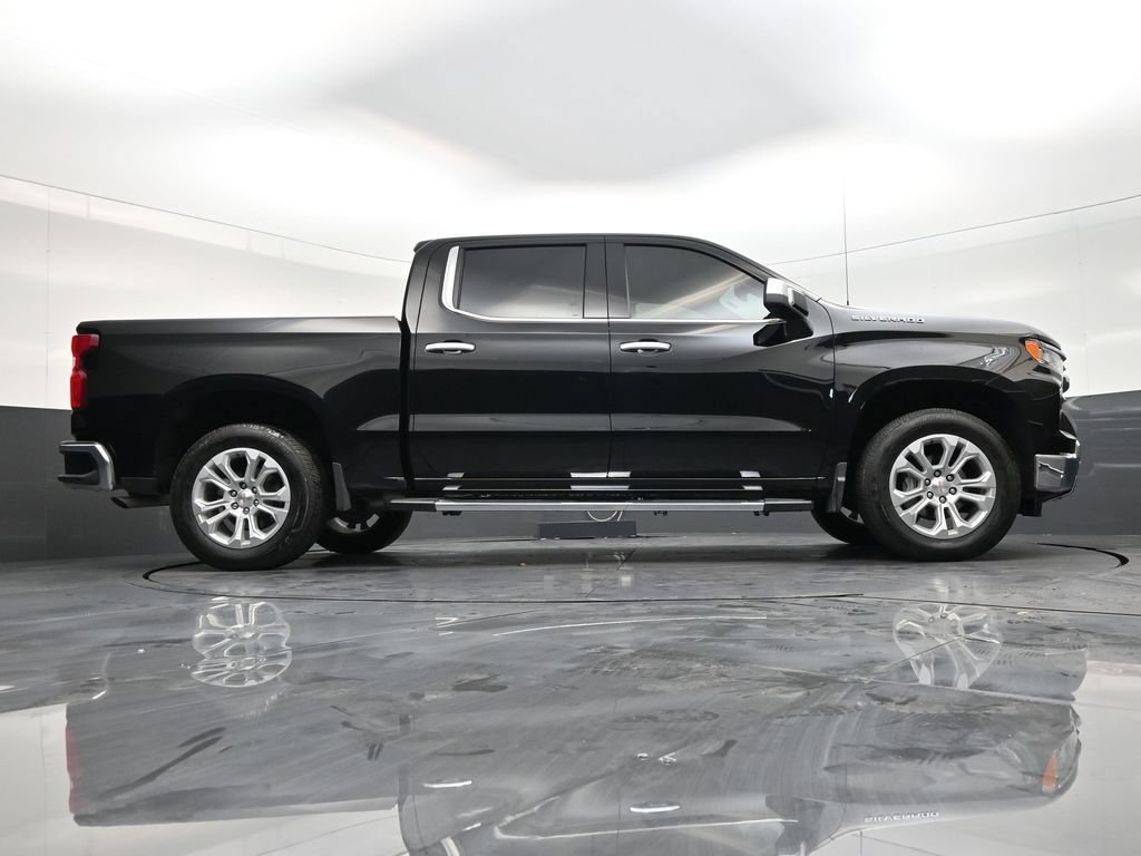 Used 2022 Chevrolet Silverado 1500 LTZ w/ LTZ Premium Package RWD image 24