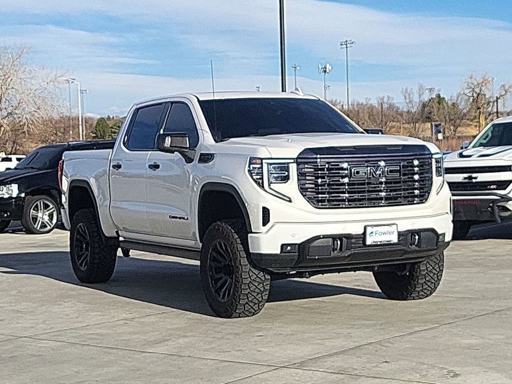 Used 2024 GMC Sierra 1500 Denali Ultimate image 2