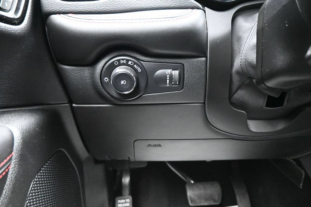 Used 2023 Dodge Durango R/T AWD/4WD image 22