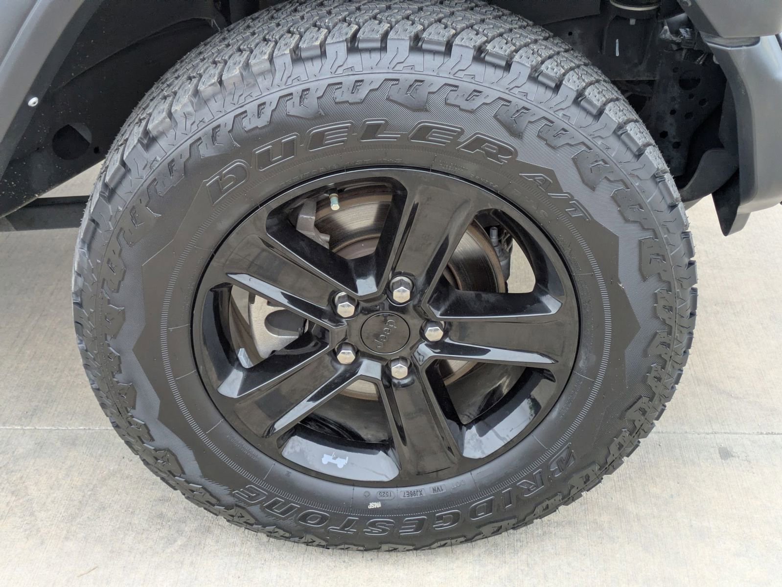 Used 2021 Jeep Wrangler Unlimited Sport image 29