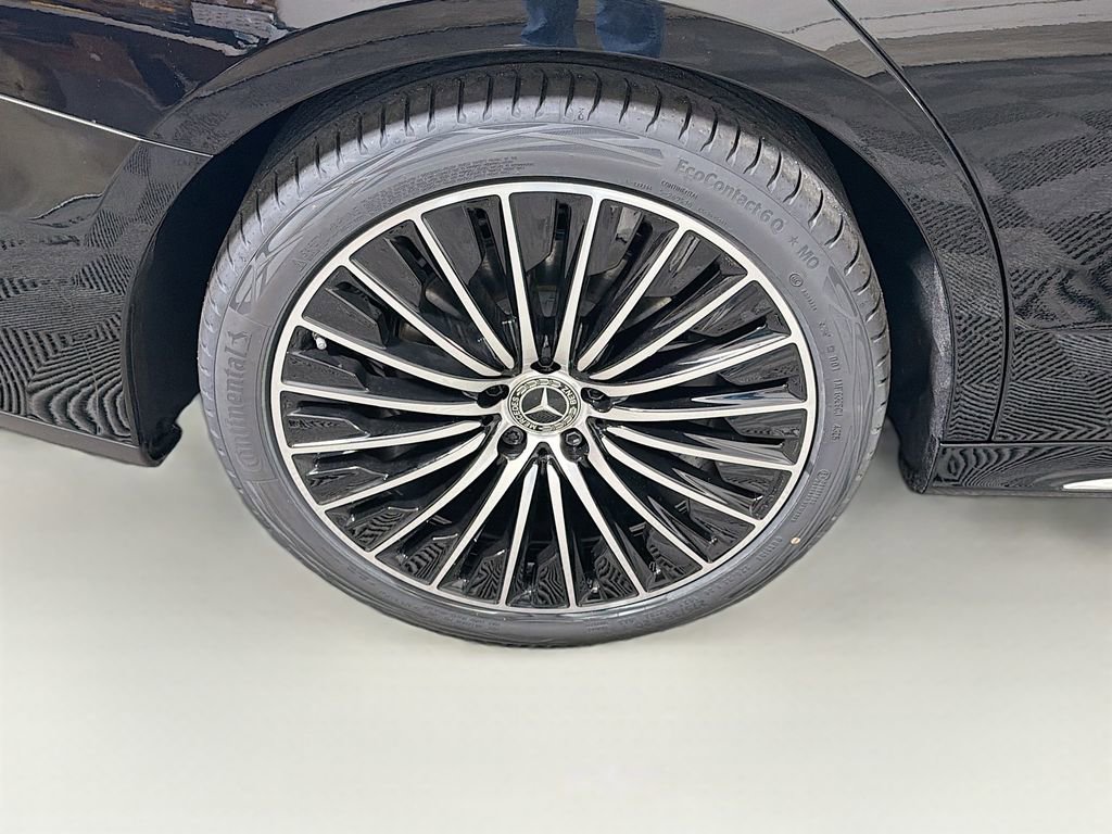 New 2026 Mercedes-Benz E 350 4MATIC Sedan image 35