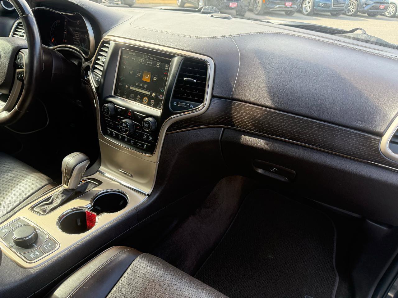 Used 2017 Jeep Grand Cherokee Summit w/ Platinum Series Group image 15