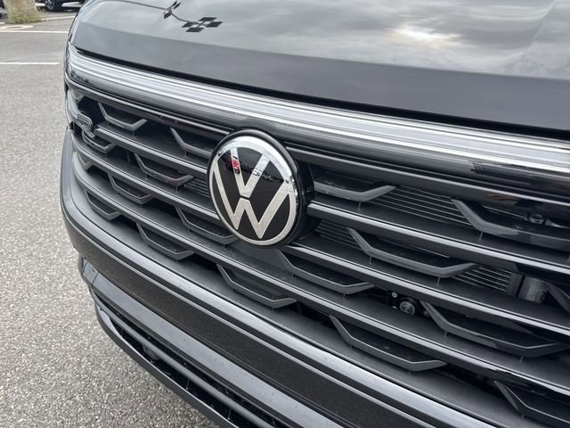 New 2026 Volkswagen Atlas Cross Sport SEL R-Line image 30