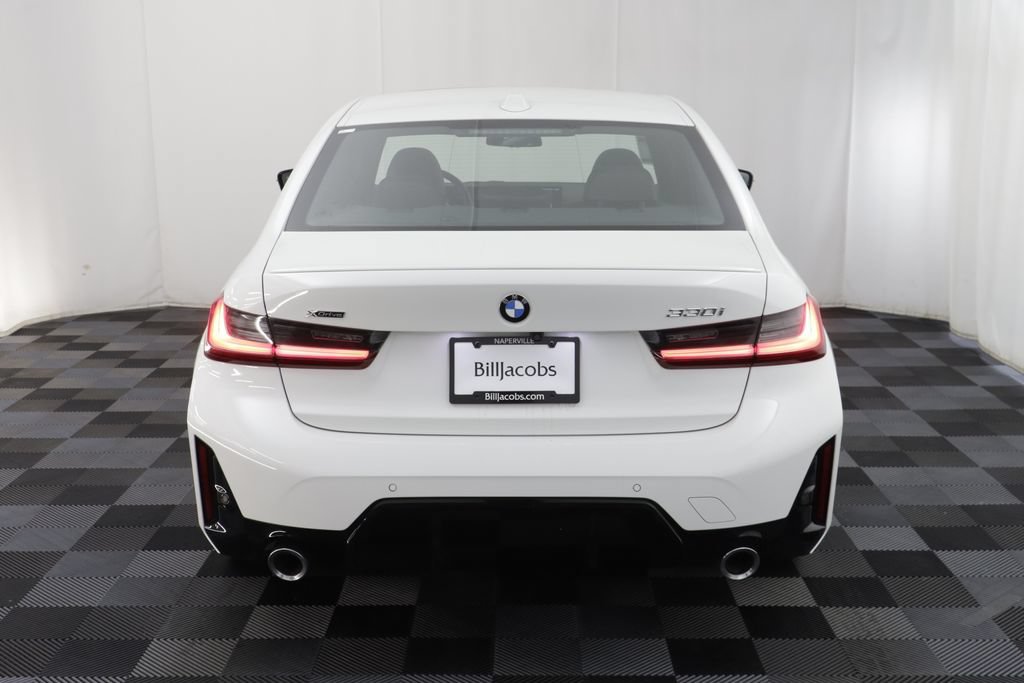 Used 2026 BMW 330i xDrive Sedan AWD/4WD image 15