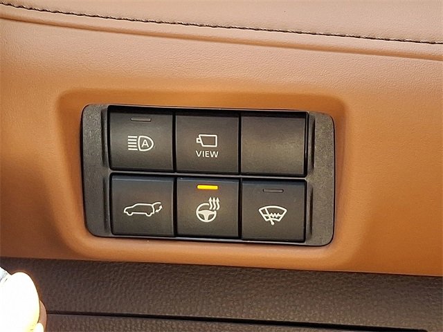 Used 2021 Toyota Highlander Platinum image 26