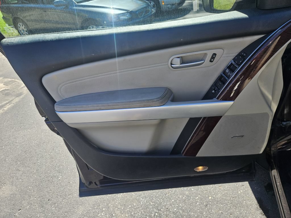 Used 2009 MAZDA CX-9 Grand Touring w/ Moonroof & Bose Audio Pkg FWD image 12
