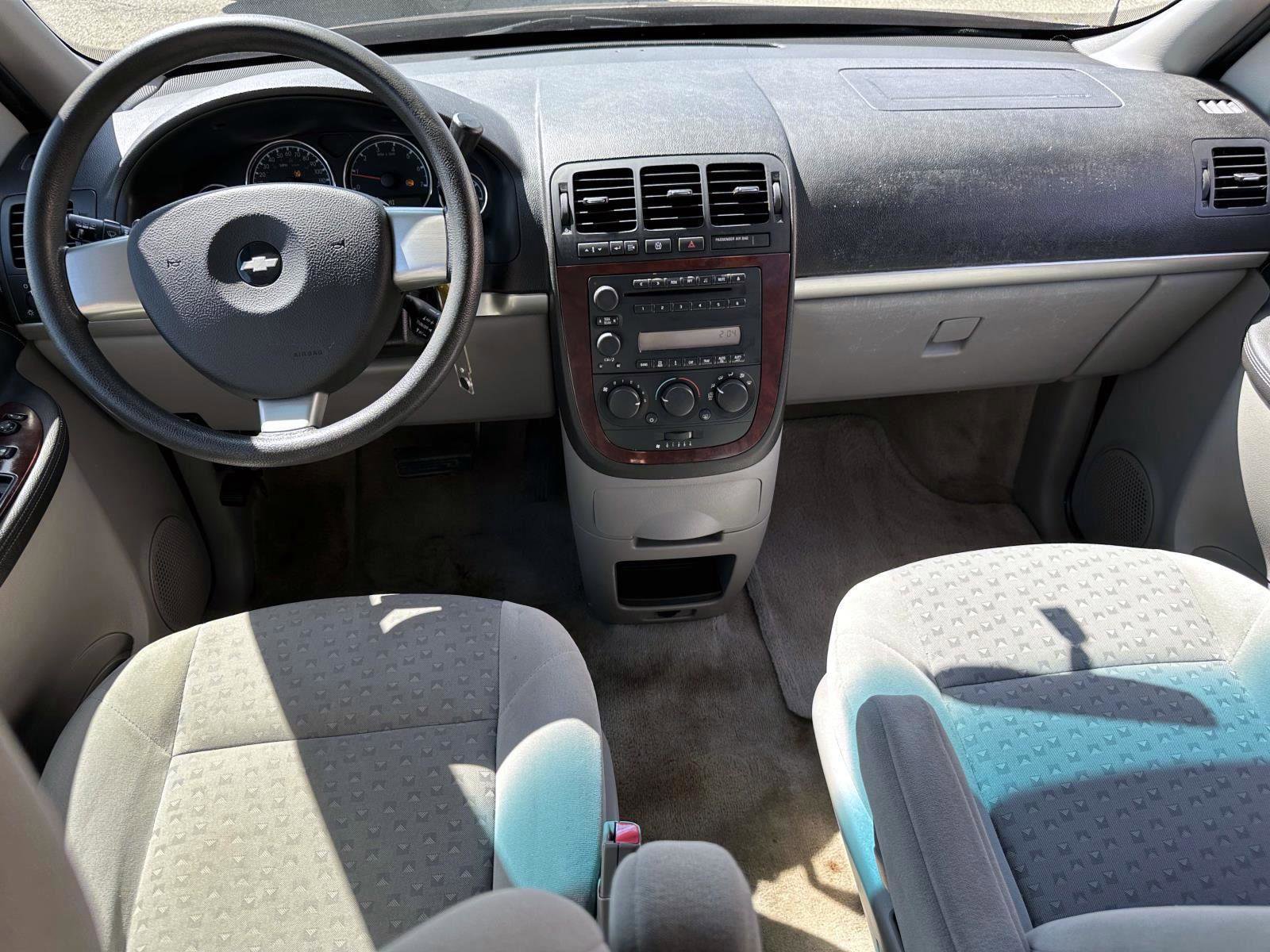 Used 2007 Chevrolet Uplander LS w/ Climate Package image 13