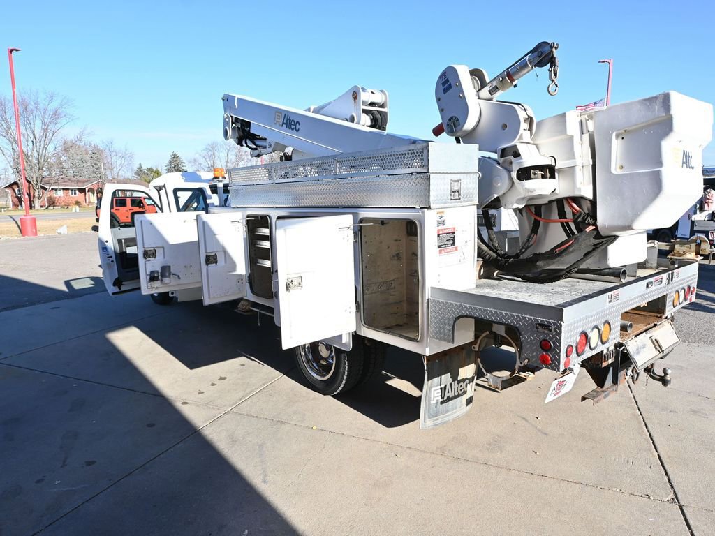 Used 2012 Ford F550 4x4 SuperCab Super Duty w/ Payload Upgrade Pkg image 19