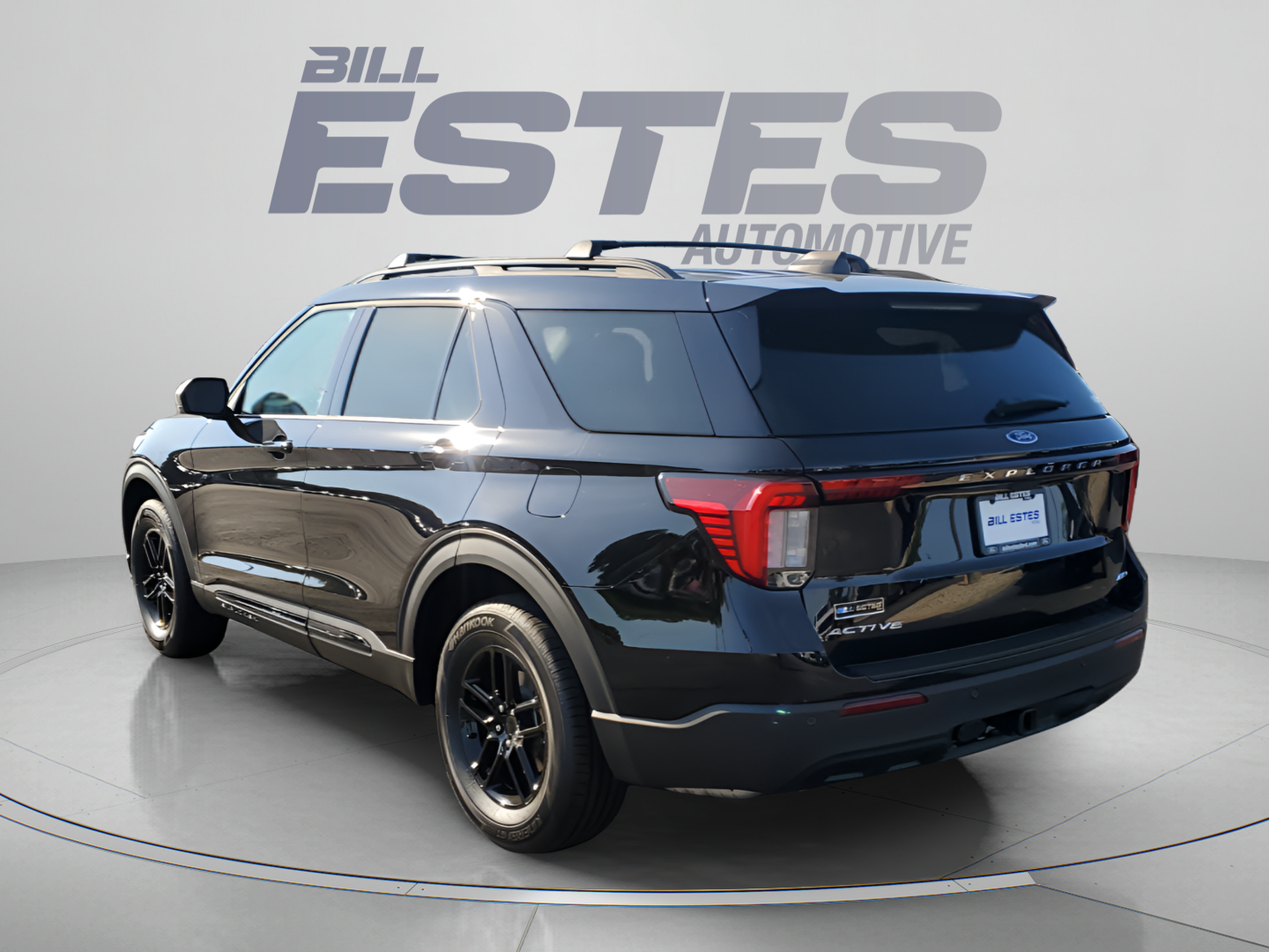 New 2026 Ford Explorer Active AWD/4WD image 2