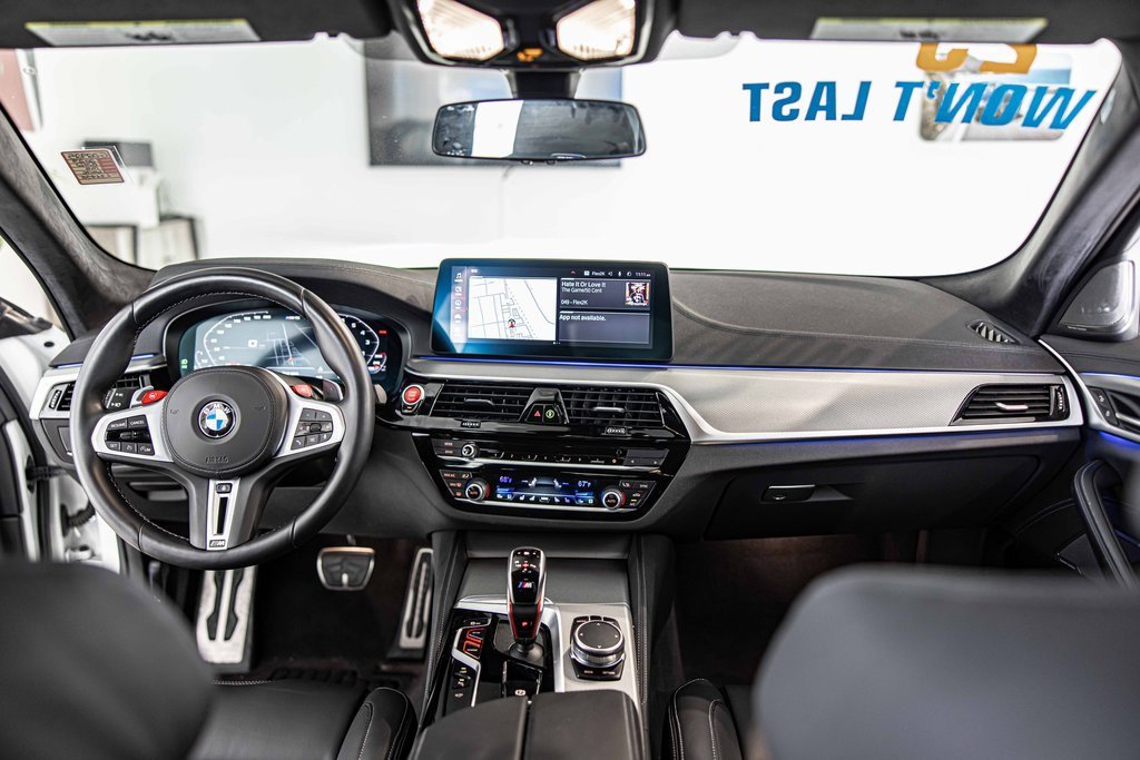 Used 2023 BMW M5 w/ Executive Package image 39