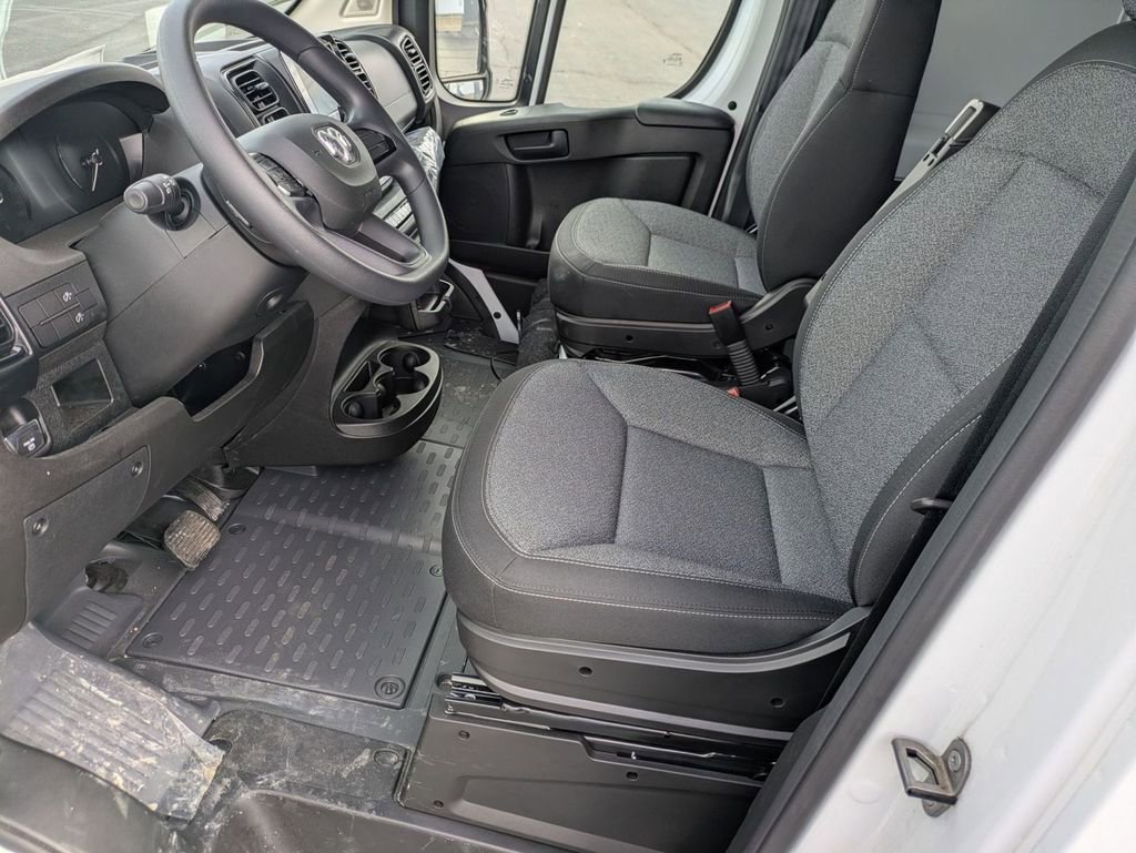 Used 2024 RAM ProMaster 2500 image 16