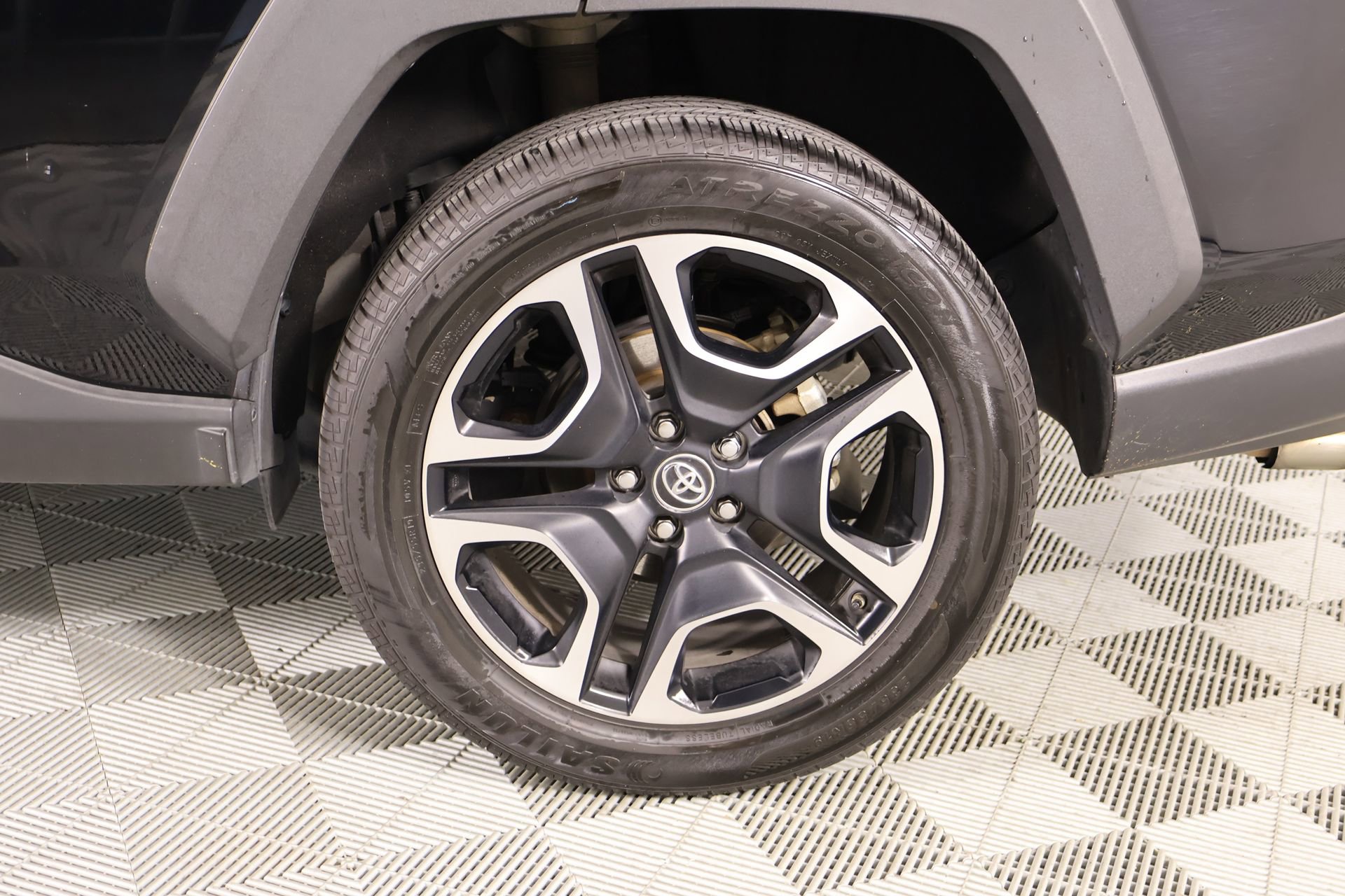 Used 2019 Toyota RAV4 Adventure image 18