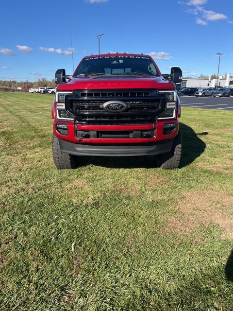 Used 2021 Ford F250 Lariat image 2