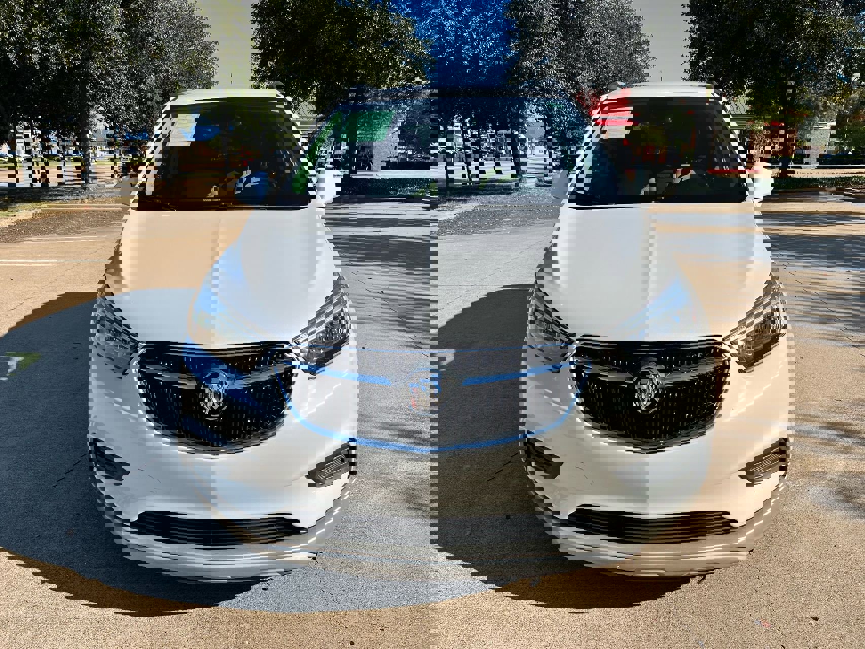 Used 2020 Buick Encore Preferred image 2