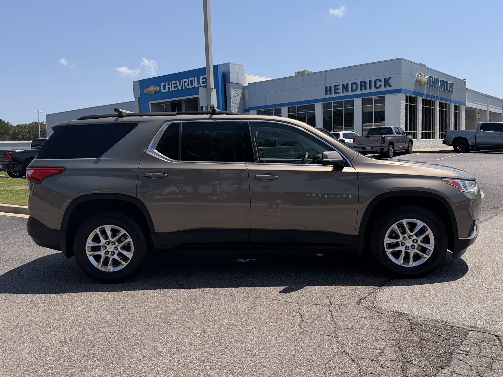 Used 2019 Chevrolet Traverse LT FWD image 13