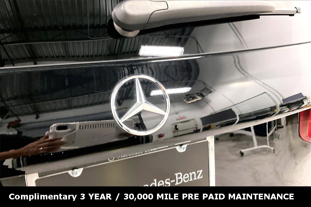 Used 2025 Mercedes-Benz GLB 250 image 30