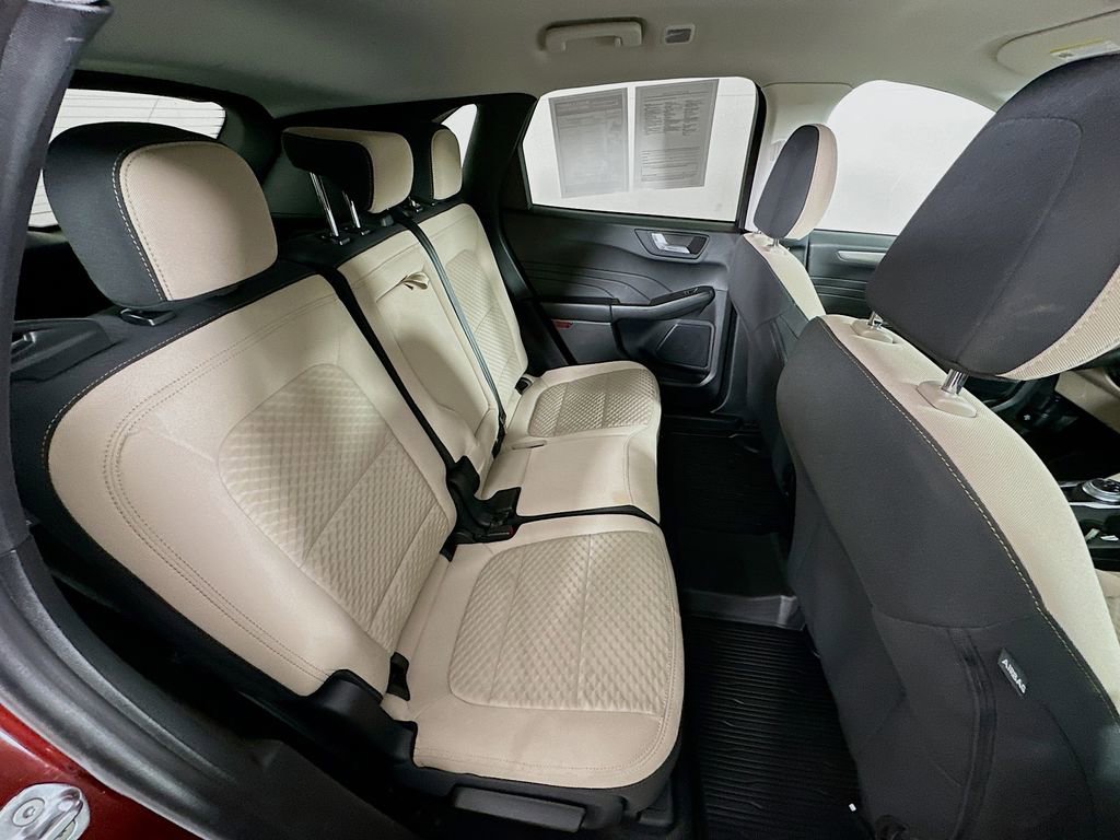 Used 2021 Ford Escape SE w/ Convenience Package image 35