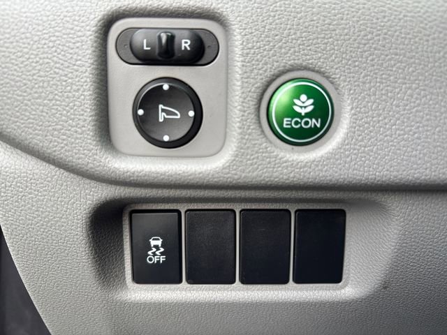 Used 2018 Honda Pilot LX image 16