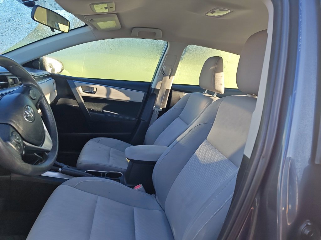 Used 2014 Toyota Corolla LE FWD image 7