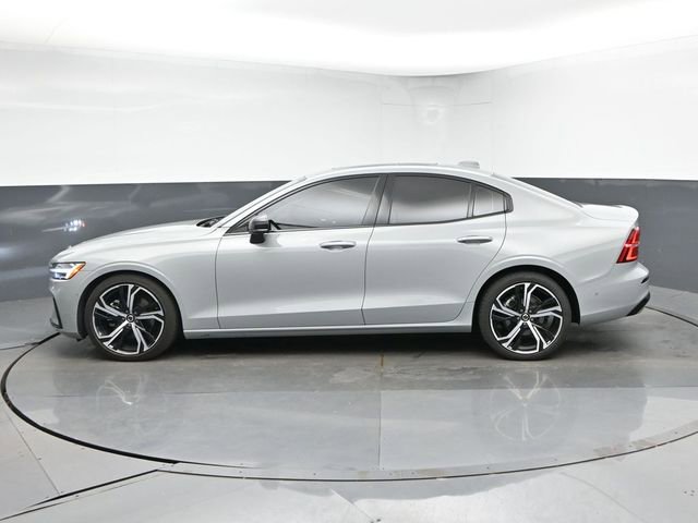Used 2025 Volvo S60 B5 Plus FWD image 6