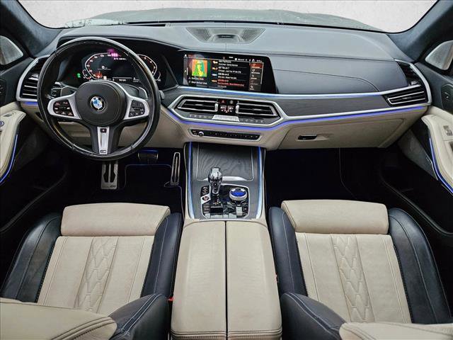 Used 2022 BMW X7 M50i w/ Dynamic Handling Package image 19