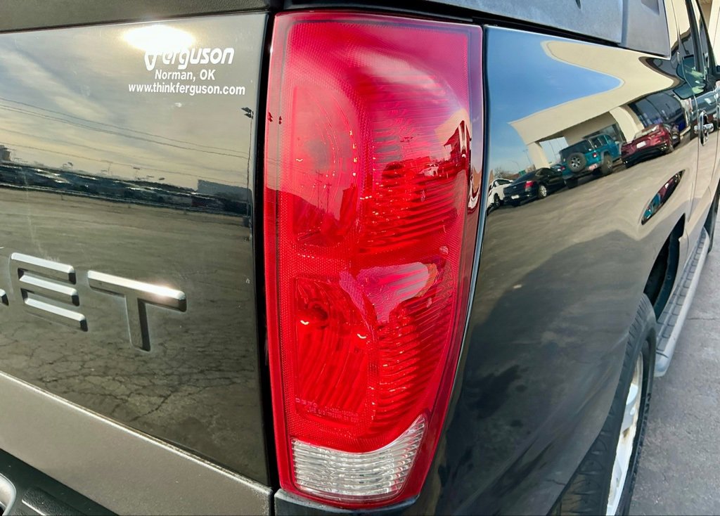 Used 2005 Chevrolet Avalanche Z66 w/ Sun And Sound Package image 16