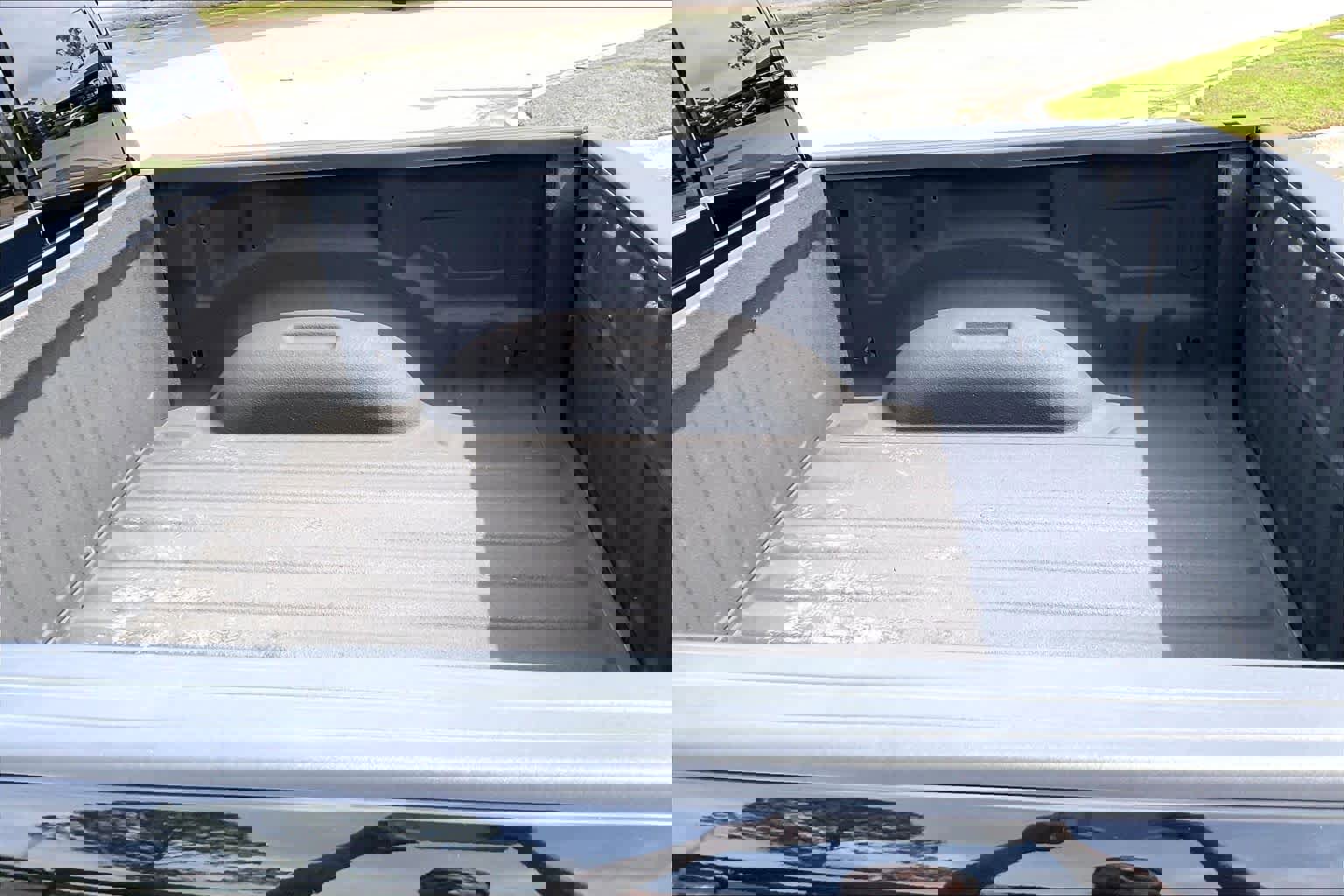 Used 2024 RAM 1500 Laramie AWD/4WD image 31