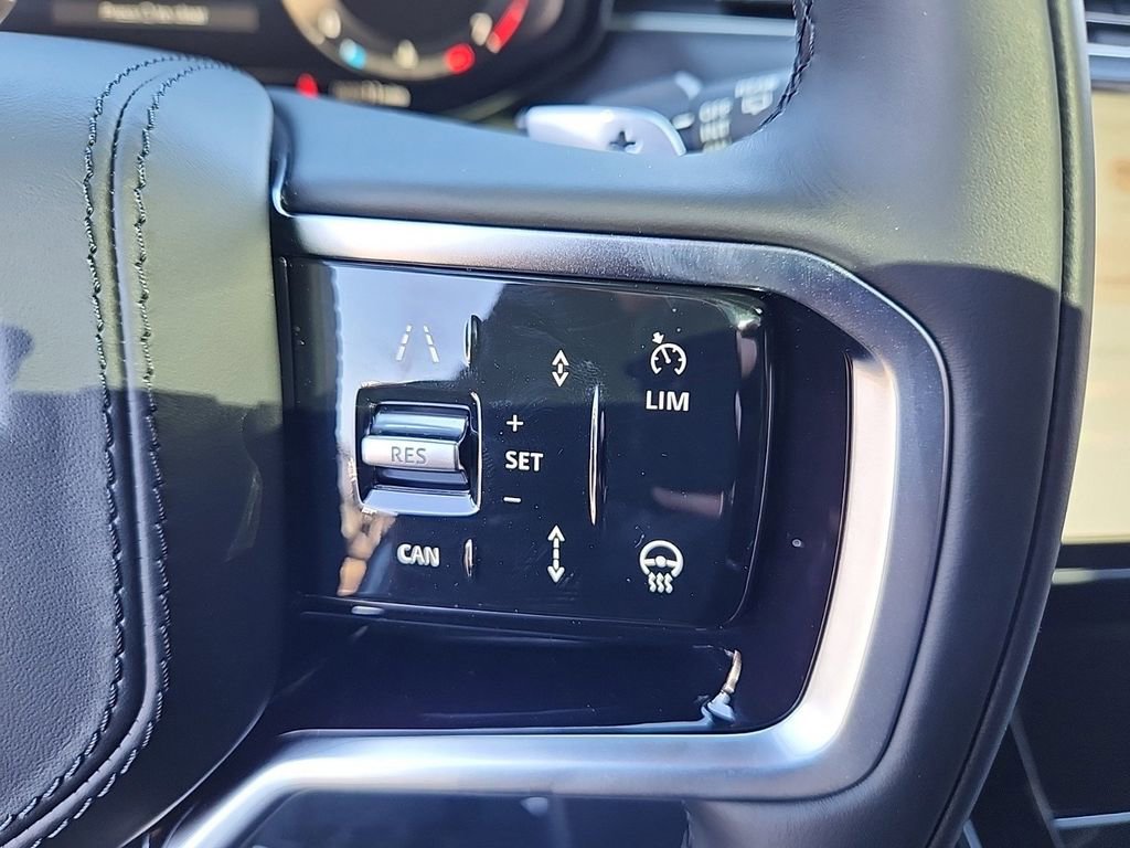 Certified 2025 Land Rover Range Rover Sport image 20