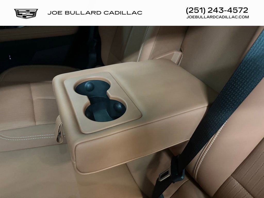 New 2025 Cadillac Optiq Sport 2 image 17