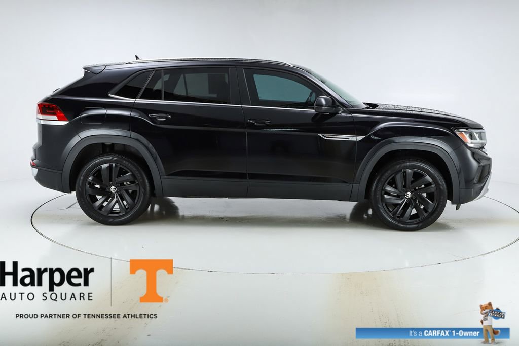 Used 2023 Volkswagen Atlas Cross Sport SE w/ Black Wheel Package image 48