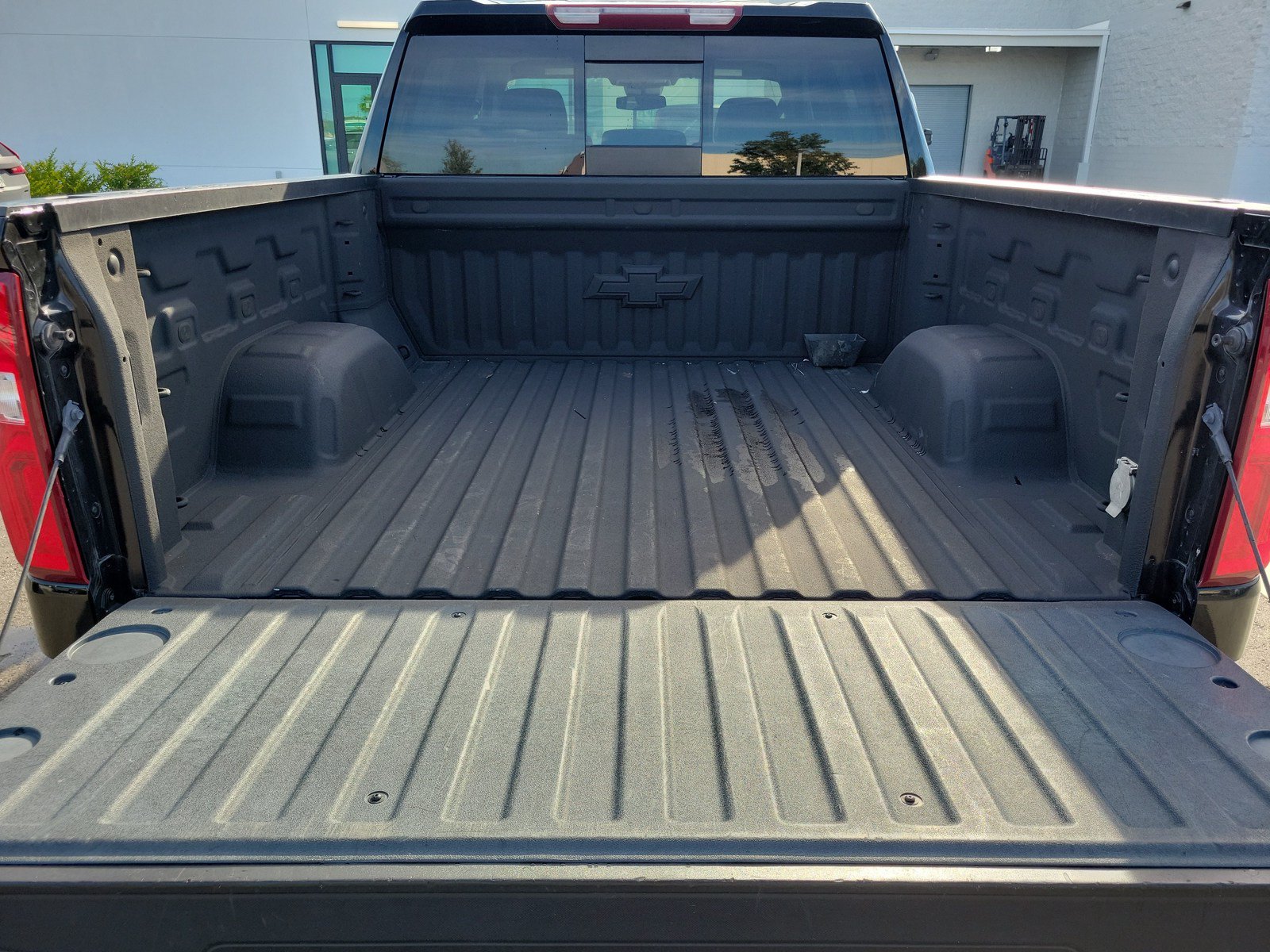 Used 2024 Chevrolet Silverado 1500 RST w/ Rally Edition AWD/4WD image 30
