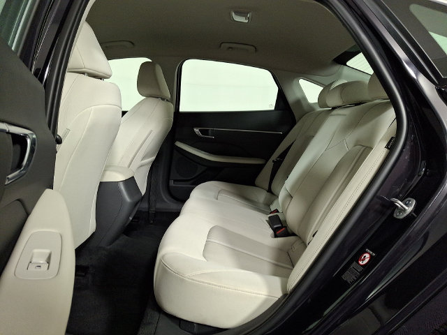 Used 2023 Hyundai Sonata SEL FWD image 13