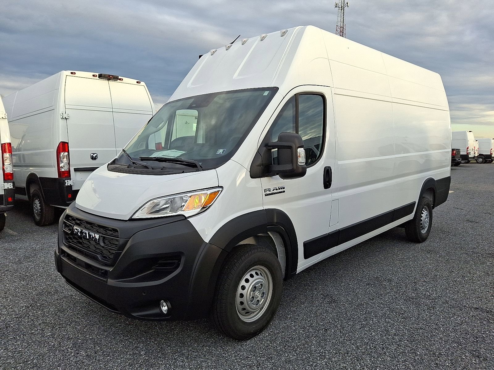 New 2025 RAM ProMaster 3500 w/ Roll-Up Rear Door Package image 2