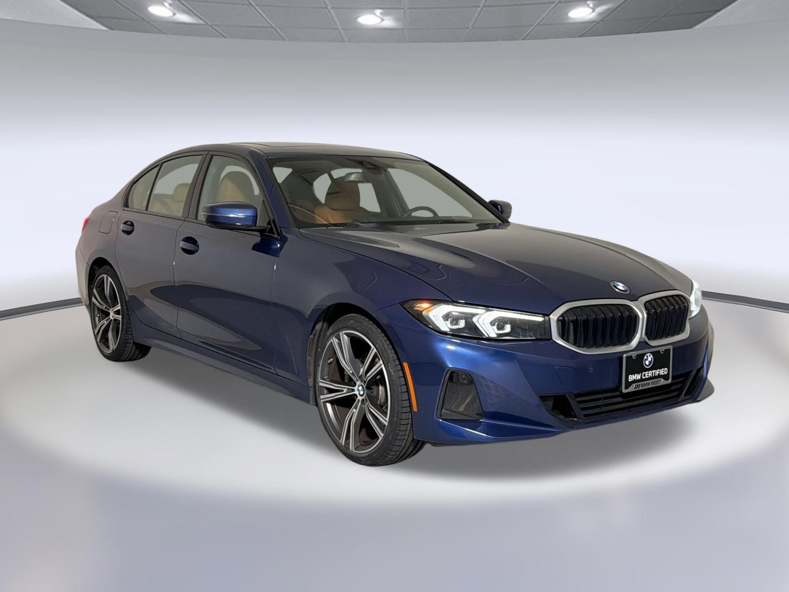 Used 2023 BMW 330i Sedan w/ Driving Assistance Package RWD image 7